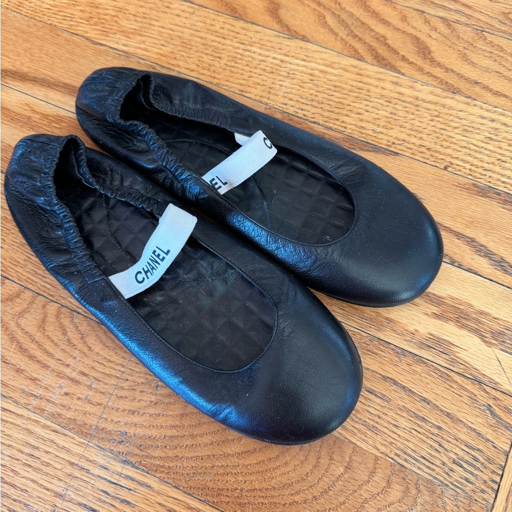 Auth Chanel Lambskin leather ballet flats Size 36,5